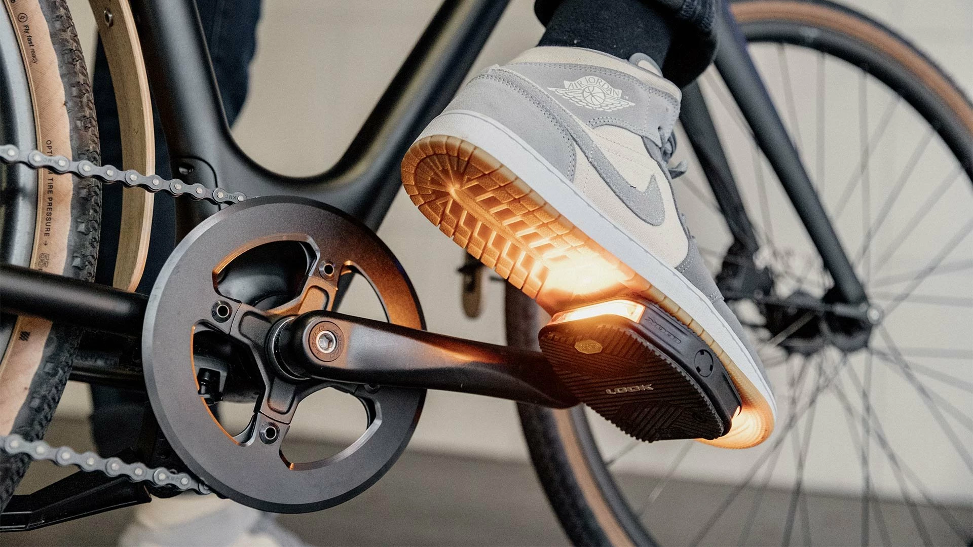 Titelseite -Günstiges Zubehör Geschäft 2